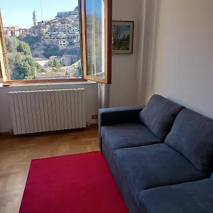 Appartamento La Finestra Su, Siena